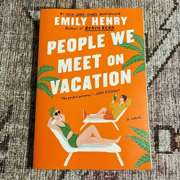 Book bundle - Picture 3 of 4